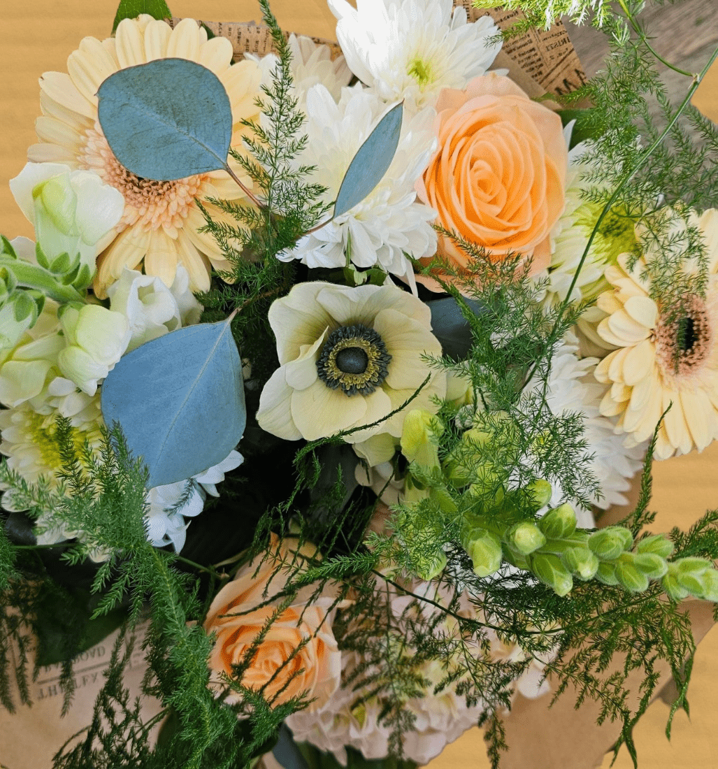 Peachy Keen - Summerhill Florist presented by Flower Whispers